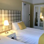 Elton B&B 그레인지오버샌즈