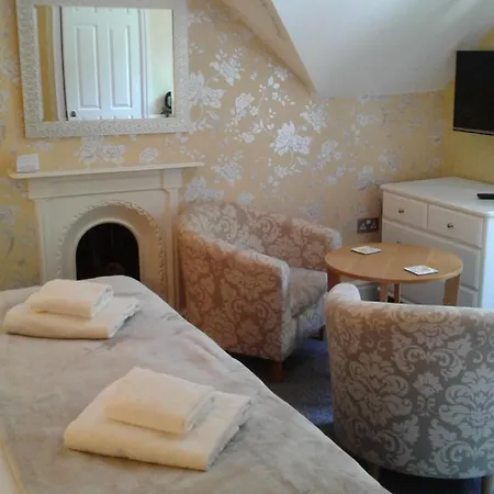 ベッド・アンド・ブレックファスト Elton
