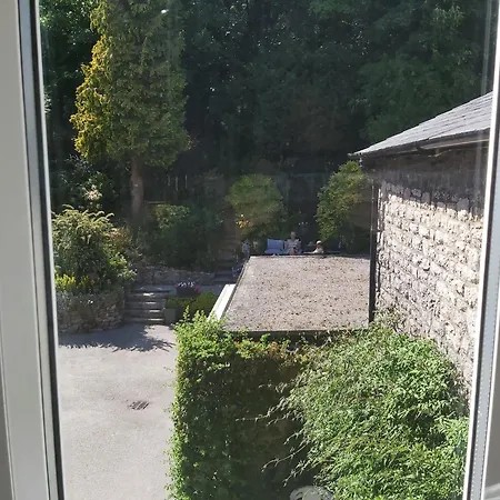 Elton Bed & Breakfast 4*